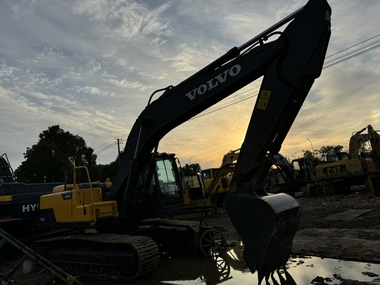 Bæltegravemaskine VOLVO EC220D: billede 10