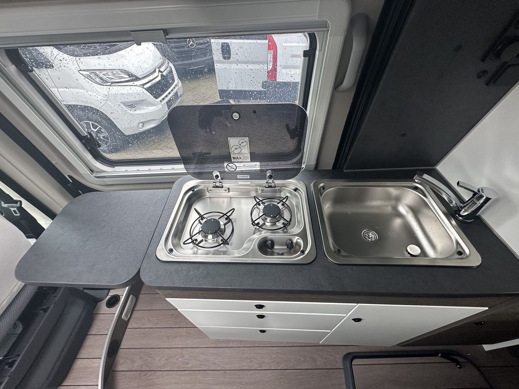 Ny Camper van VANTourer 630 L 9G autom. Prime Bugausbau Truma6DE Hubbett: billede 13