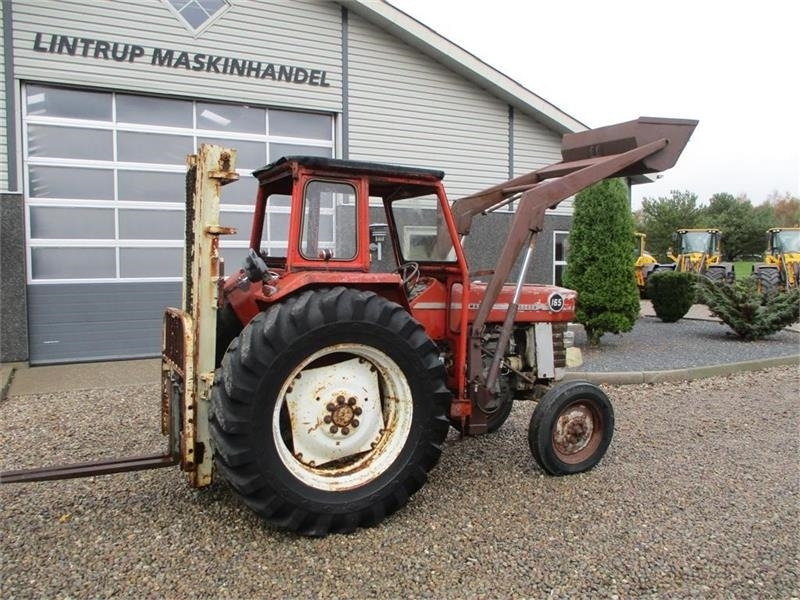 Leje en Massey Ferguson 165 Med Trucktårn og Frontlæsser  Massey Ferguson 165 Med Trucktårn og Frontlæsser: billede 10