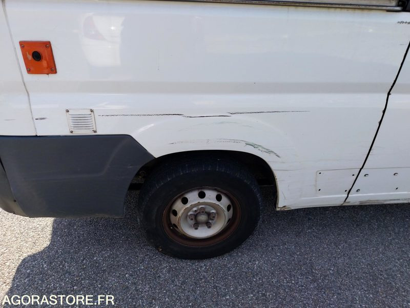 Leje en  Fiat Ducato de 2013 avec Hayon arrière - 124 581 kms ( DA-240-SV) Fiat Ducato de 2013 avec Hayon arrière - 124 581 kms ( DA-240-SV): billede 11