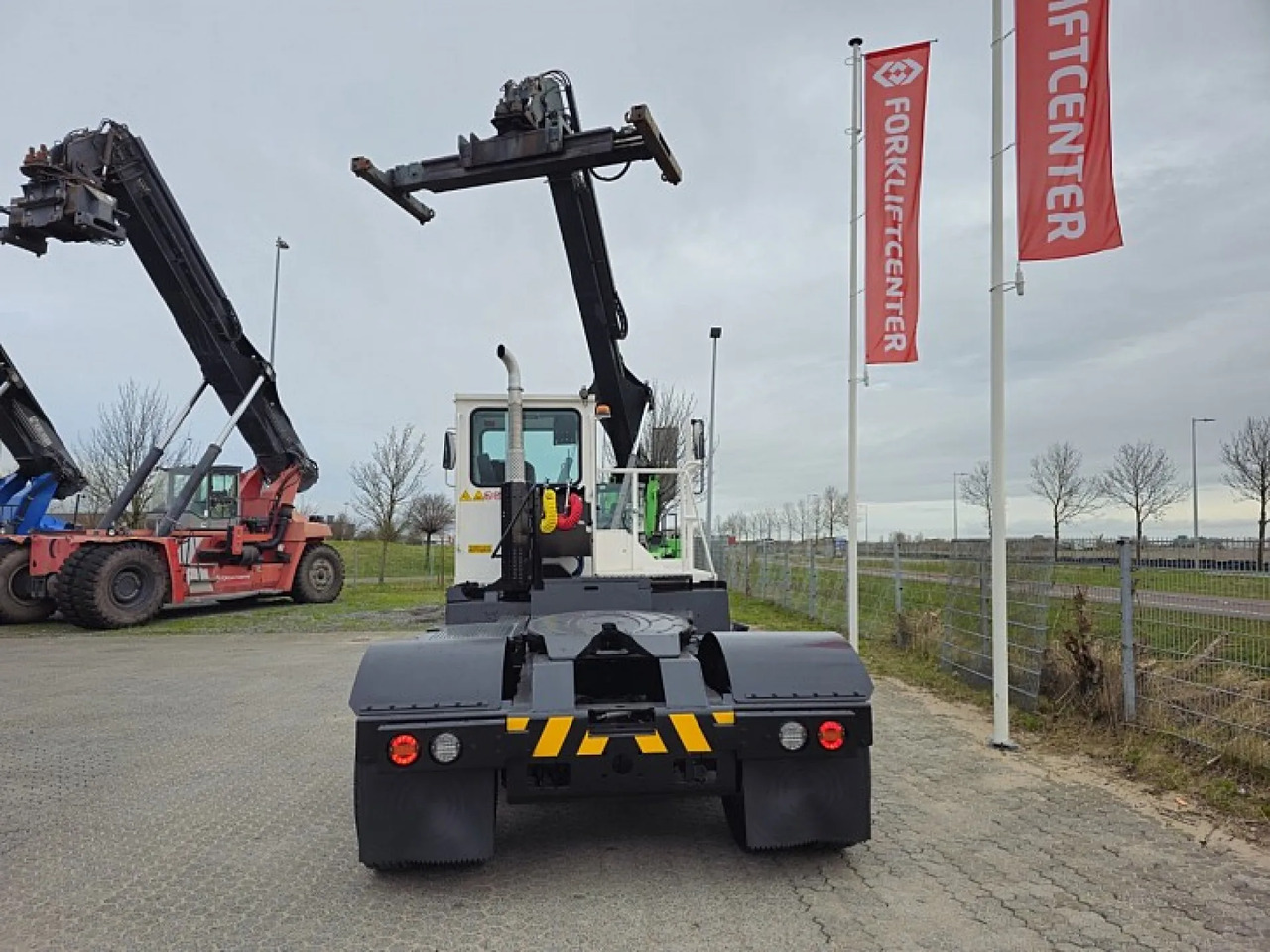 Terminaltraktor TERBERG - YT220: billede 8