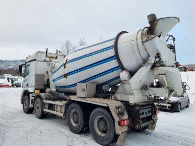 Betonbil Mercedes-Benz 3251 / 9 m3 mixer + Liebher 12+4: billede 6