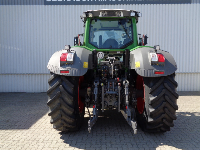 Traktor Fendt 824 Vario S4 ProfiPlus: billede 18