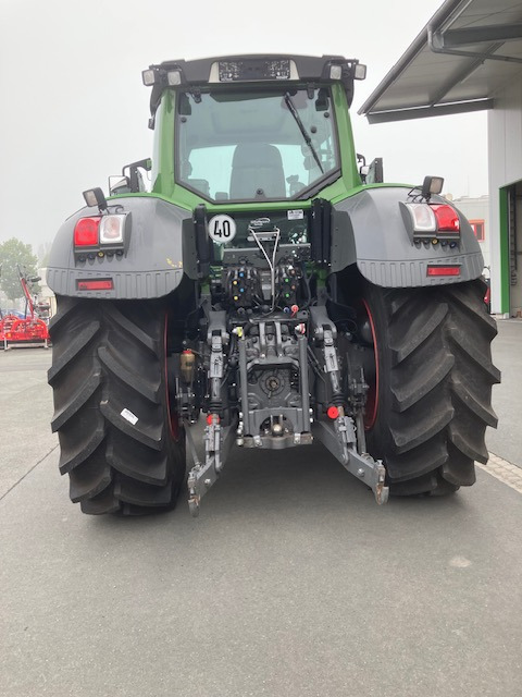 Traktor Fendt 824 Vario S4 ProfiPlus: billede 7