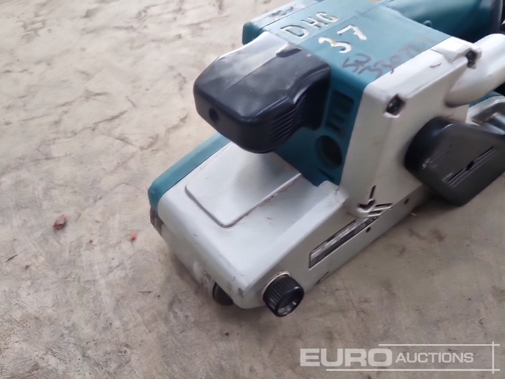 Bygningsudstyr Makita 9404 240 Volt Belt Sander: billede 9