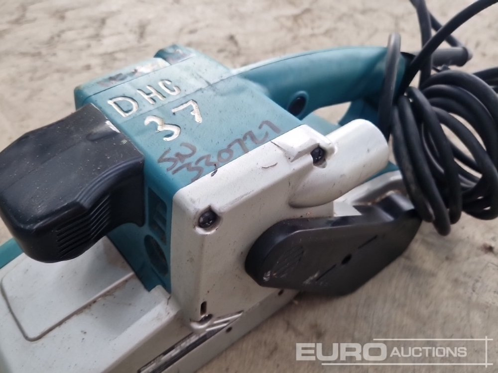 Bygningsudstyr Makita 9404 240 Volt Belt Sander: billede 10